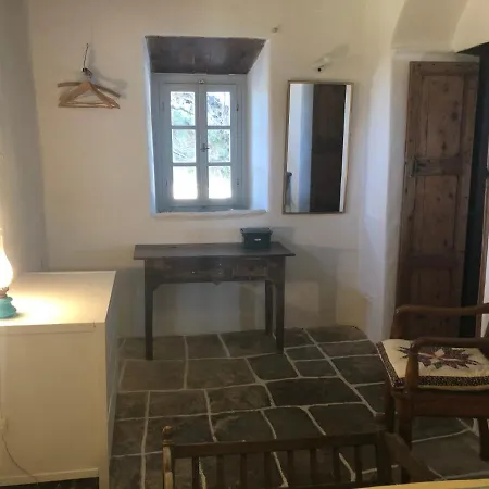 1875 With Panoramic Views And Garden アポロニア
