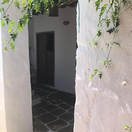 1875 With Panoramic Views And Garden *
